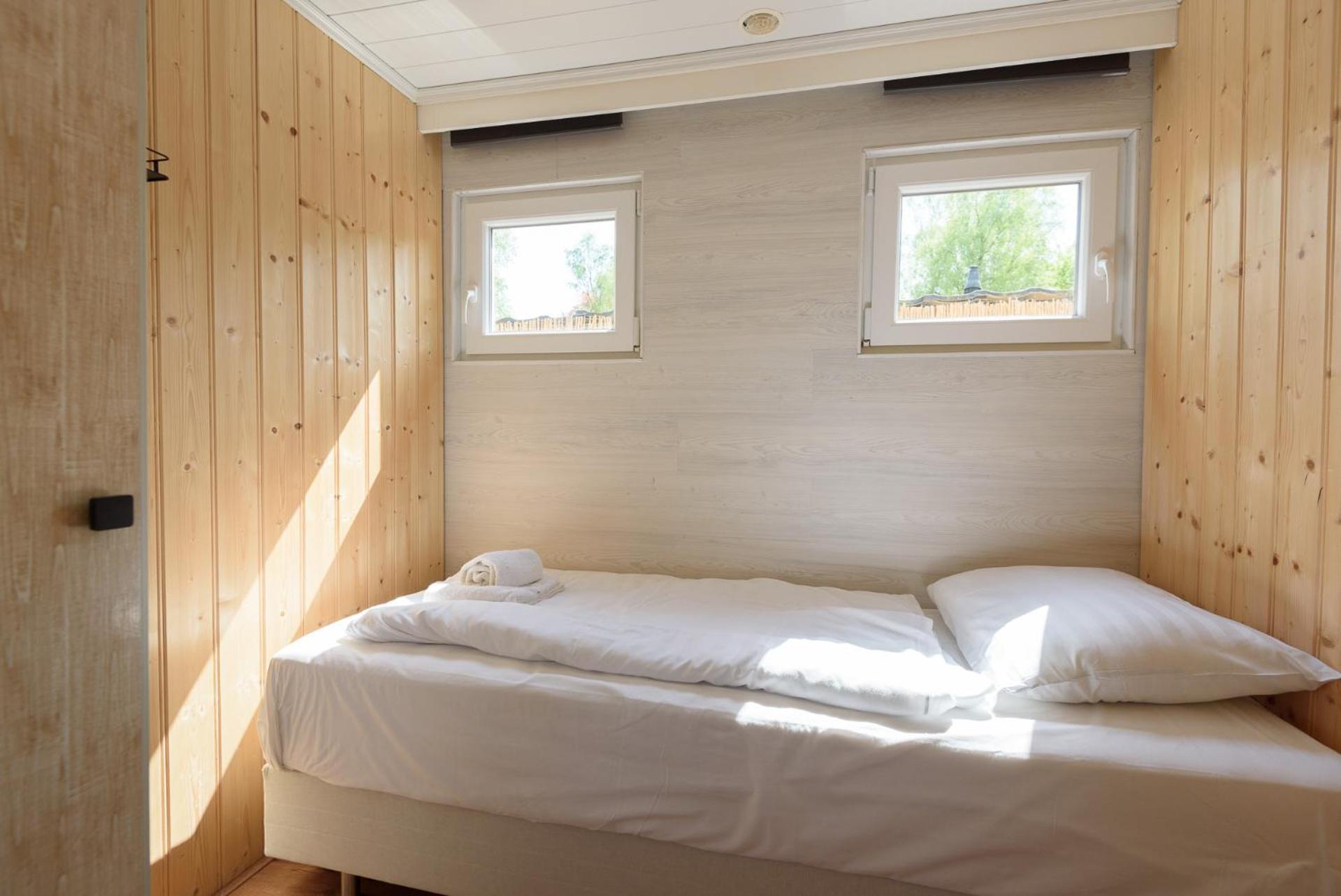 Chalet Op Rustig Park Op De Veluwe พุทเทิน ภายนอก รูปภาพ